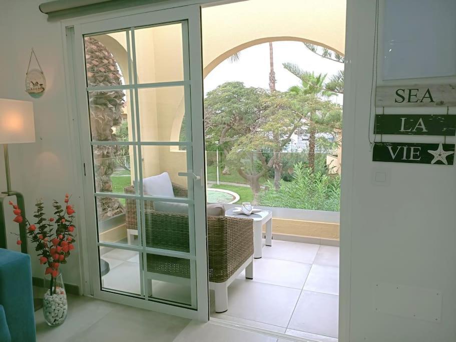 Casa Lumiere - A Little Gem In Maspalomas マスパロマス エクステリア 写真
